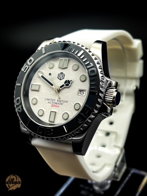 Jadeion White Seigaiha Seiko NH35 Automatic Watch – Jadeion shop